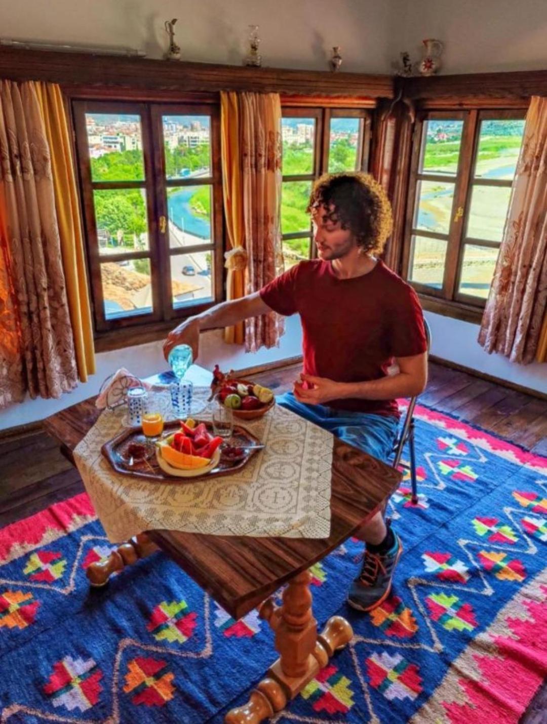 Guest House Mikel Берат Экстерьер фото