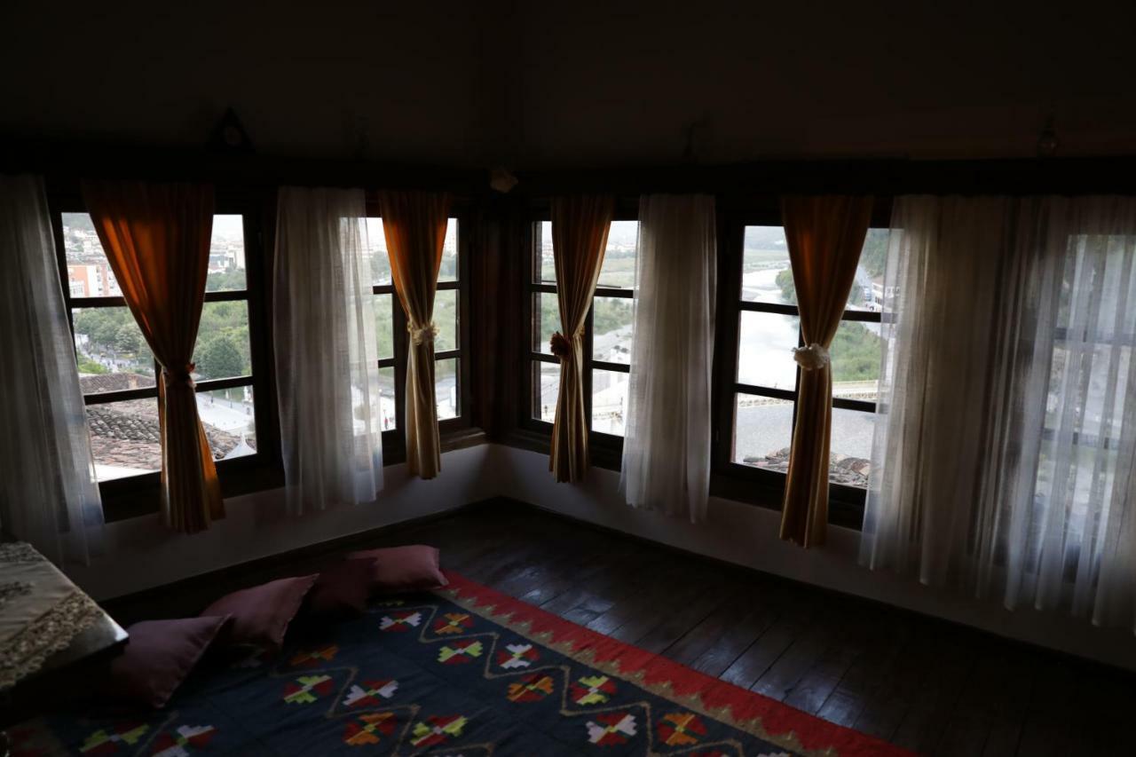 Guest House Mikel Берат Экстерьер фото